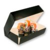 As caixas pretas com janela são ideais para o transporte de sushi