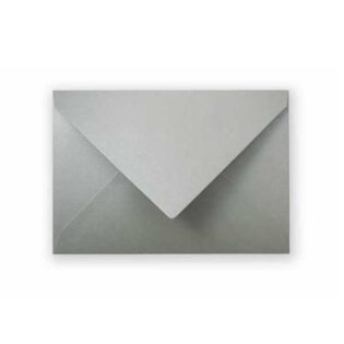 Maços com 25 envelopes no formato C6 gomados