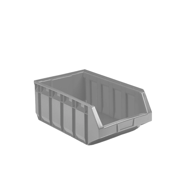 Caixa de armazenamento empilhável, de polietileno, em cinzento. Na diagonal, em fundo branco.