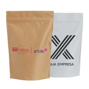 Dois sacos stand up personalizados com diferentes cores