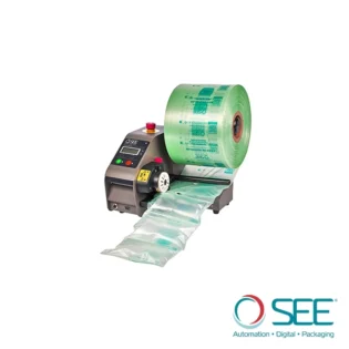 Máquina a encher um rolo de bolsas fill air.